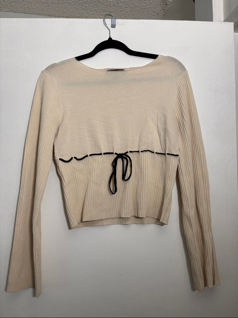 MOTEL Ribbed Drawstring Long-Sleeve Top